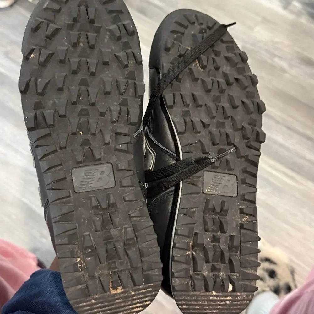 New Balance Charcoal and Black Shoe boots